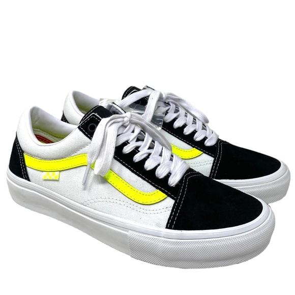 VANS Old Skool Skate Neon Sneakers Canvas Suede Black Women's Shoes VN0A5FCB6M5 - Picture 2 of 9